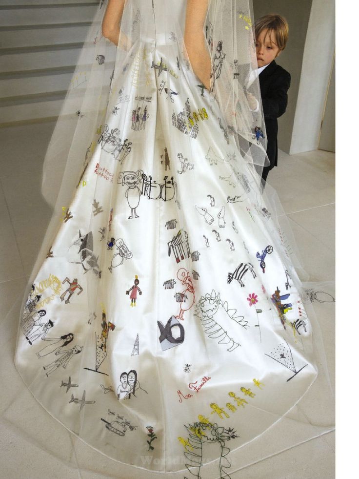The Family Veil 대표 이미지